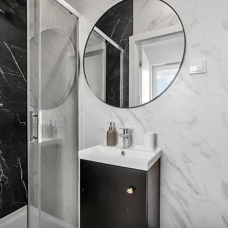 דירה 8th Floor Downtown N2 - Parking, View, Balcony - By Rentujemy *