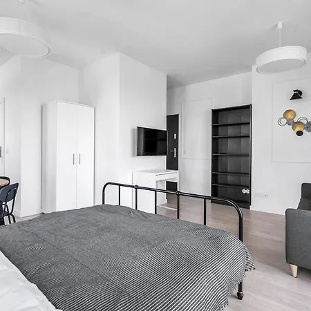 Apartamento 8th Floor Downtown N2 - Parking, View, Balcony - By Rentujemy