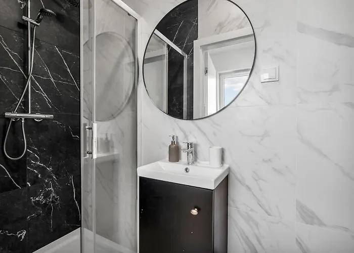 Lejlighed 8th Floor Downtown N2 - Parking, View, Balcony - By Rentujemy *