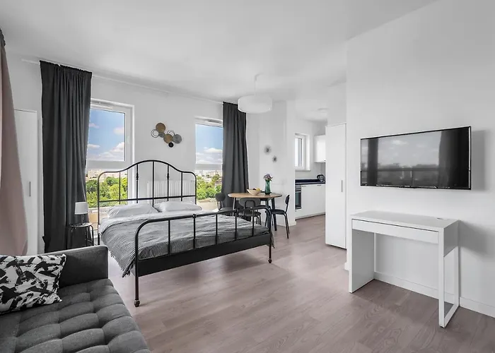 8th Floor Downtown N2 - Parking, View, Balcony - By Rentujemy Lejlighed *