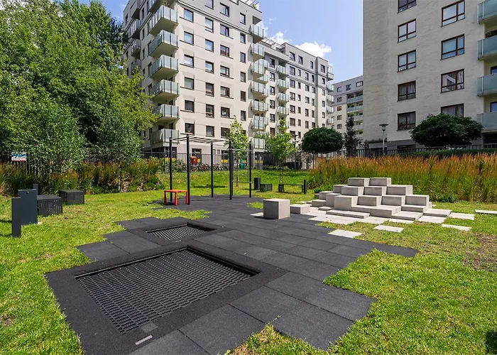 8th Floor Downtown N2 - Parking, View, Balcony - By Rentujemy Lejlighed